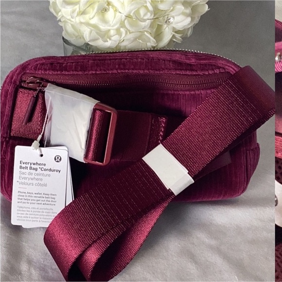 Lululemon everywhere belt bag - Picture 5 of 9